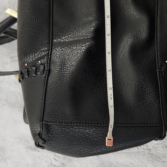 Faux leather bag - Picture 9 of 12